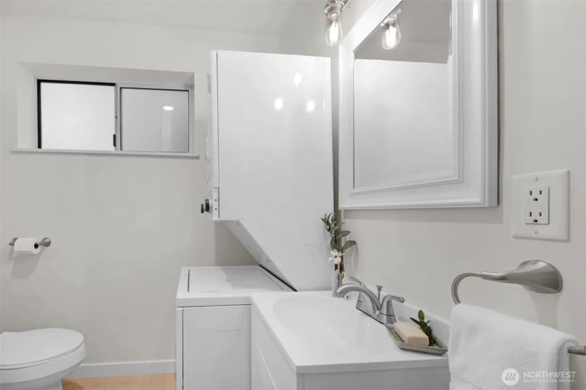 Property photo for 17414 Brook Boulevard, Bothell photo 25