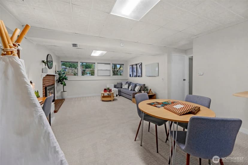 Property photo for 17414 Brook Boulevard, Bothell photo 23