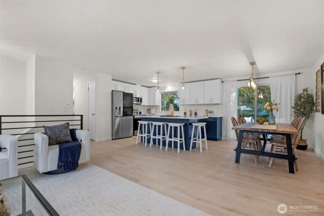 Property photo for 17414 Brook Boulevard, Bothell photo 3