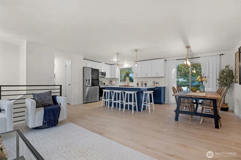 Property photo for 17414 Brook Boulevard, Bothell photo 3