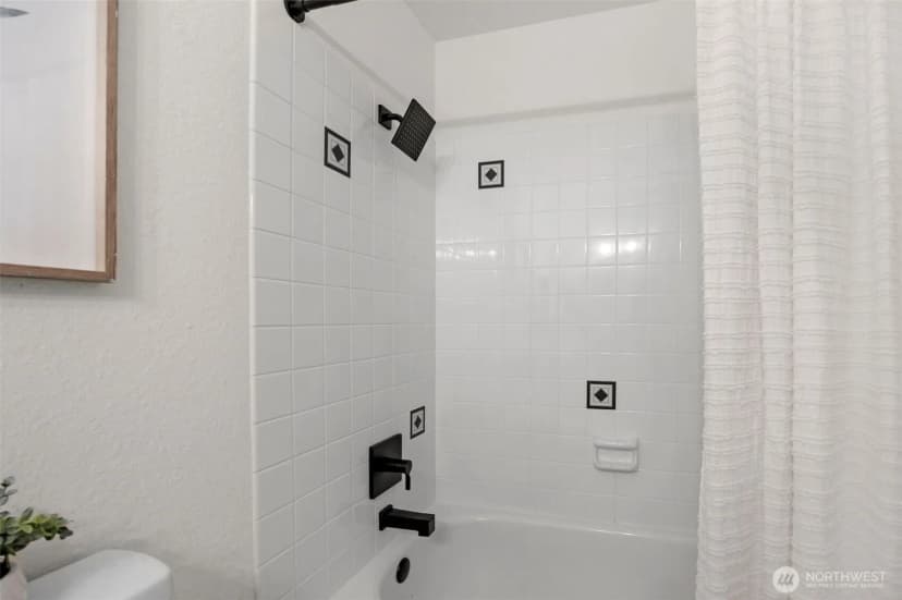 Property photo for 17414 Brook Boulevard, Bothell photo 20