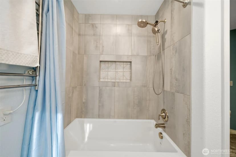 Property photo for 2407 Nw 45th Avenue, Camas photo 32