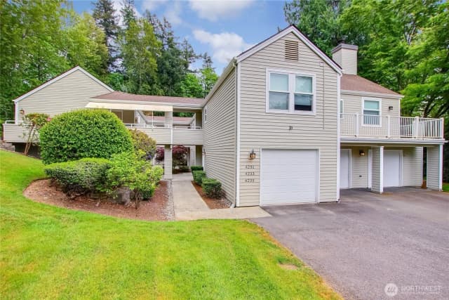 Property photo for 4231 220th Place Se #1101, Issaquah photo 4