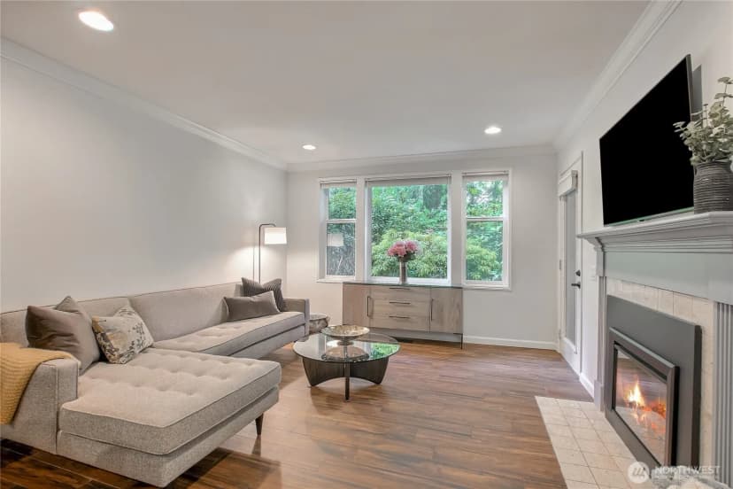 Property photo for 4231 220th Place Se #1101, Issaquah photo 6