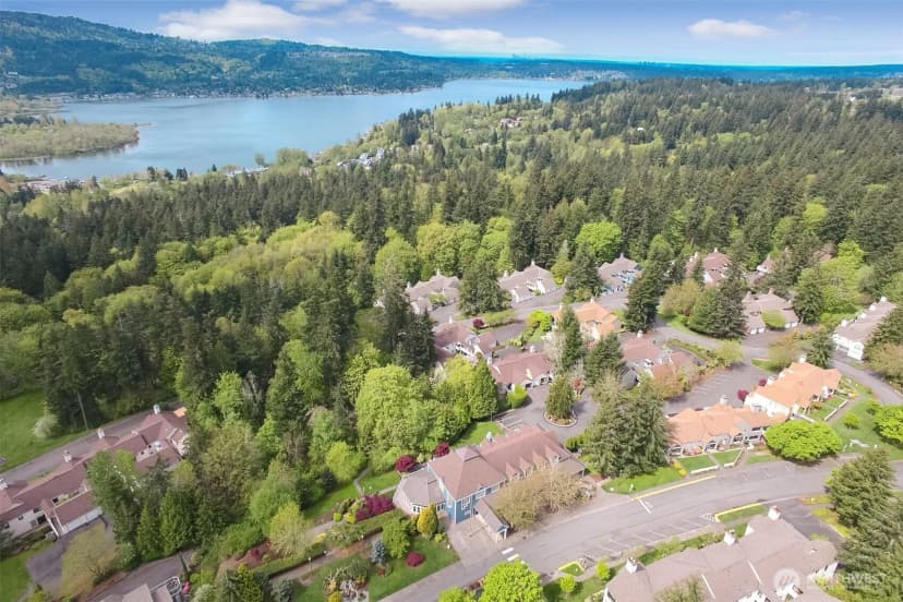 Property photo for 4231 220th Place Se #1101, Issaquah photo 34
