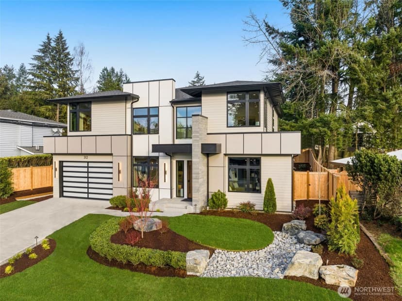 Property photo for 312 160th Avenue Ne, Bellevue