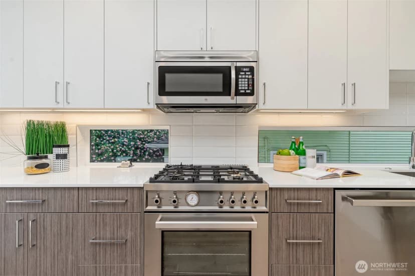 Property photo for 437 Ne 73rd Street #a, Seattle photo 14