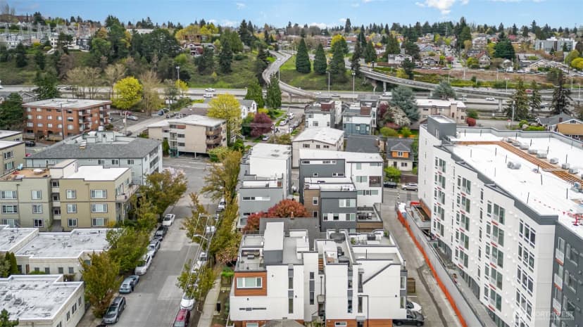 Property photo for 437 Ne 73rd Street #a, Seattle photo 26