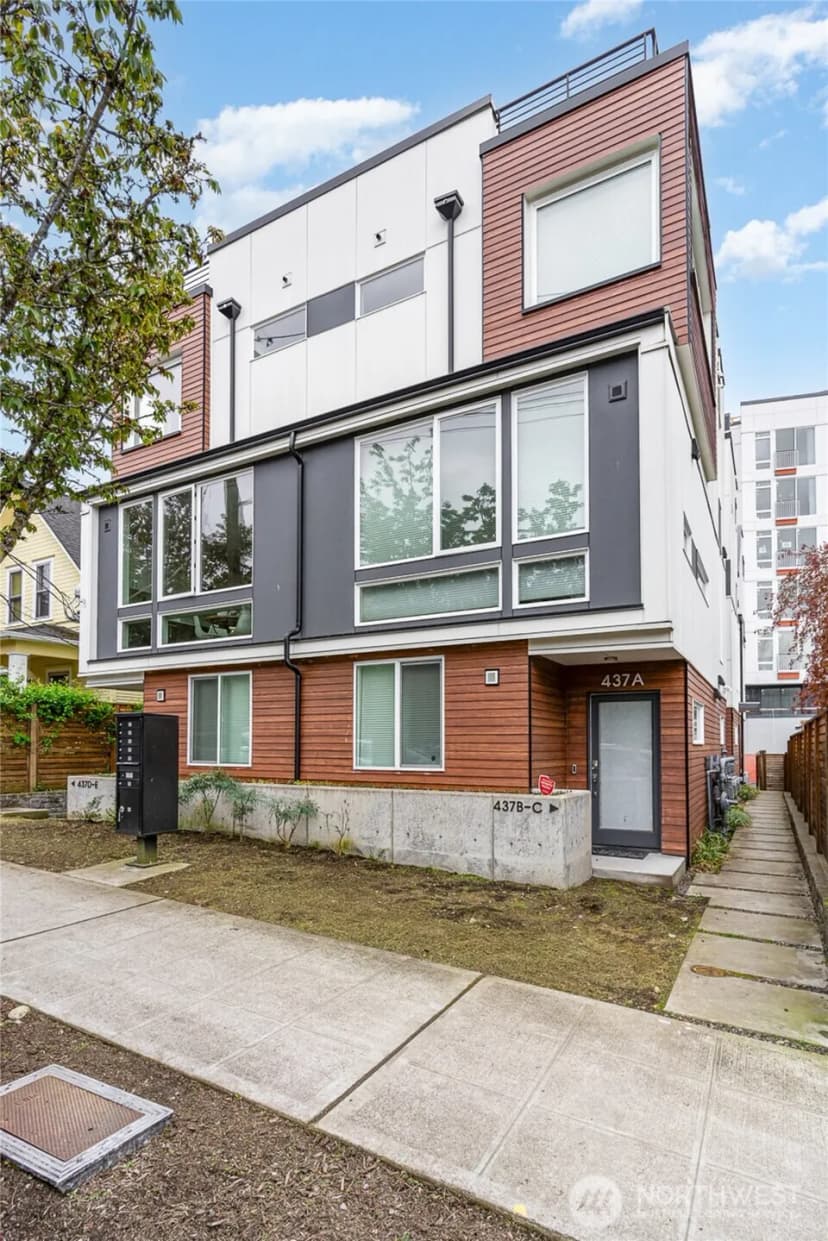 Property photo for 437 Ne 73rd Street #a, Seattle
