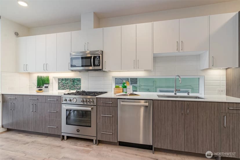 Property photo for 437 Ne 73rd Street #a, Seattle photo 8