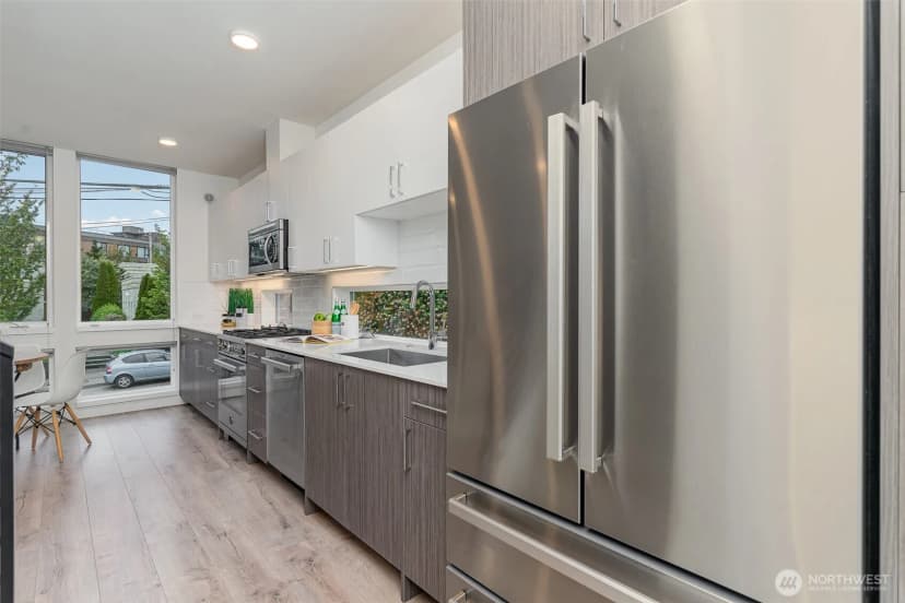 Property photo for 437 Ne 73rd Street #a, Seattle photo 7