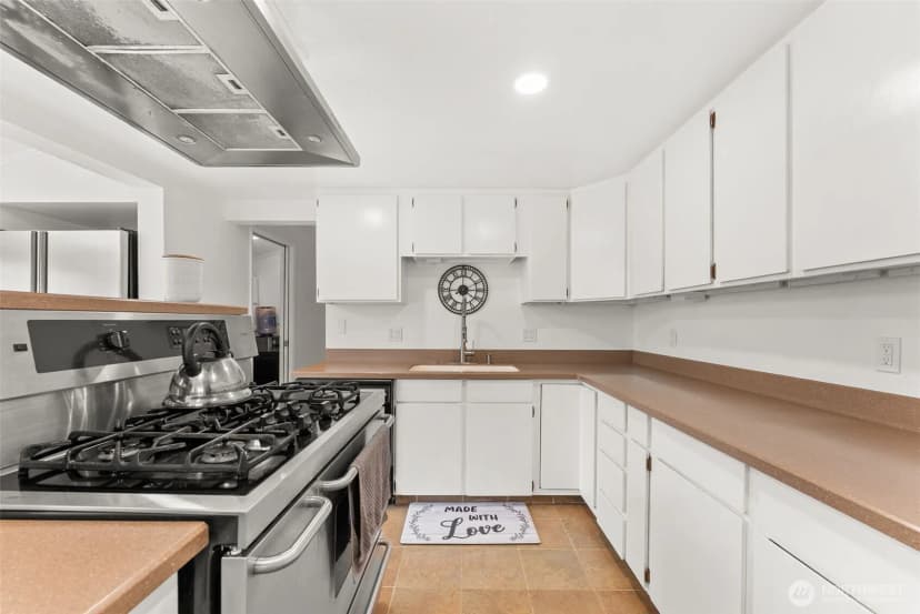 Property photo for 401 W Ocean Avenue, Westport photo 11