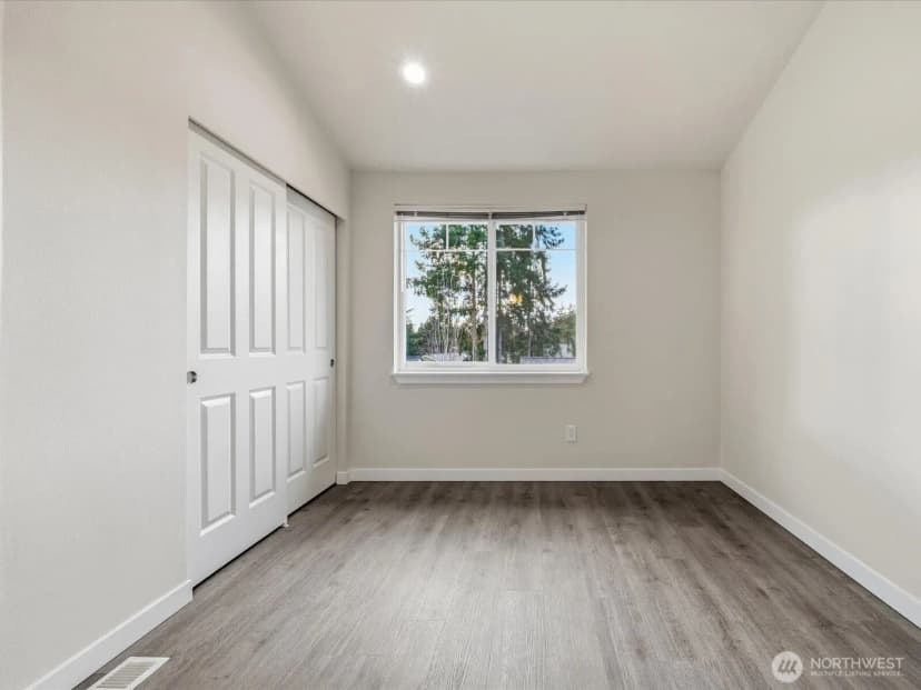 Property photo for 12701 Se 41st Place #316, Bellevue photo 21