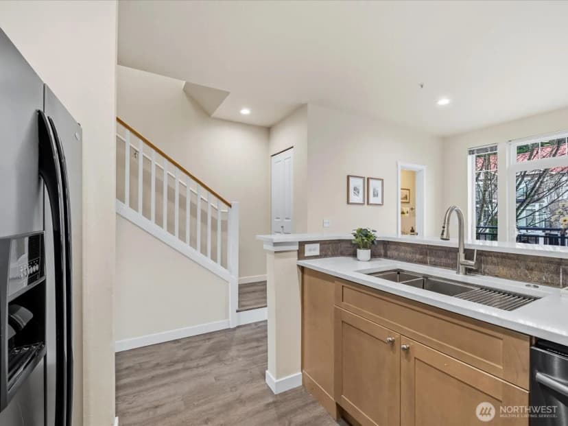Property photo for 12701 Se 41st Place #316, Bellevue photo 12