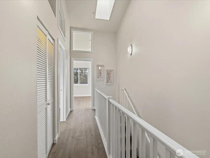 Property photo for 12701 Se 41st Place #316, Bellevue photo 29
