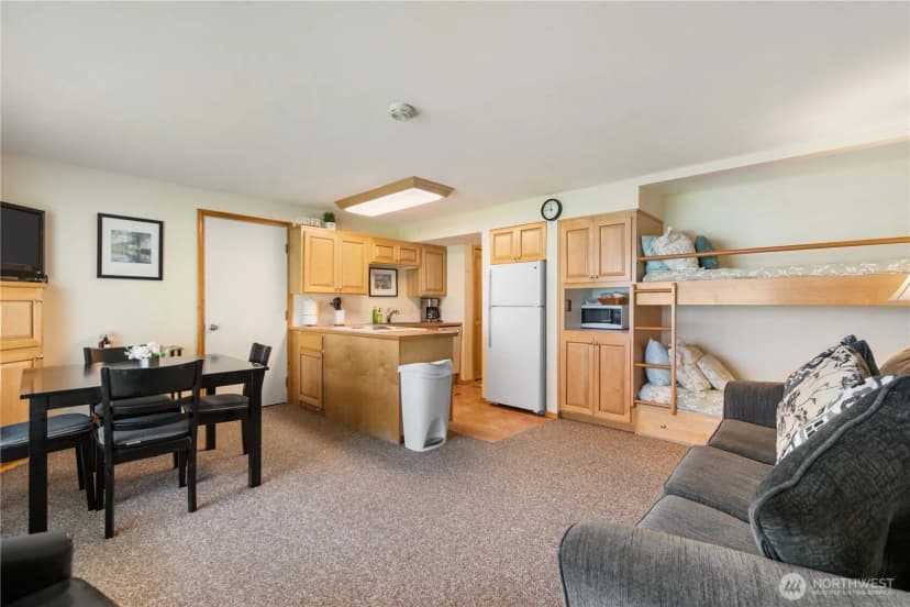 Property photo for 8903 Crescent Bar Road Nw #155, Quincy photo 5