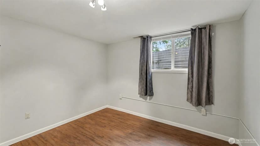 Property photo for 11204 148th Avenue Se, Renton photo 20