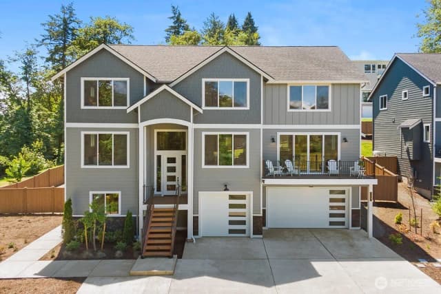 Property photo for 7907 S 132 Street, Seattle photo 2