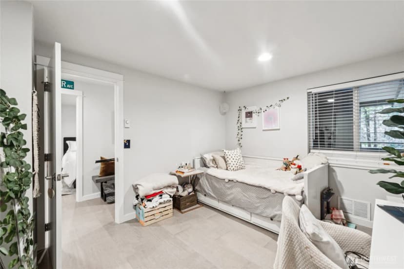 Property photo for 312 4th Avenue #202, Kirkland photo 18