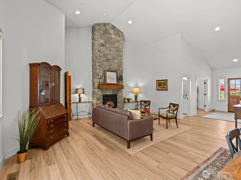 Property photo for 11407 73rd Avenue Ne, Arlington photo 8