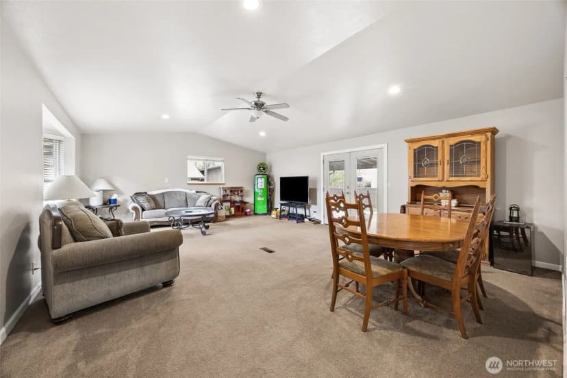 Property photo for 8311 110th Street E, Puyallup photo 15