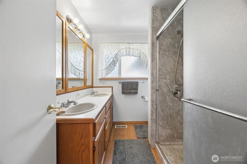 Property photo for 8311 110th Street E, Puyallup photo 12