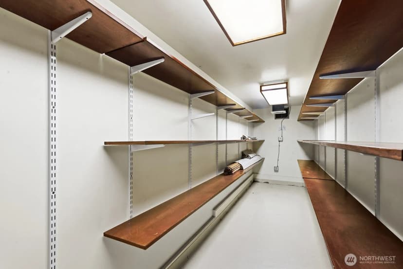 Property photo for 2514 Lake Park Drive S, Seattle photo 31
