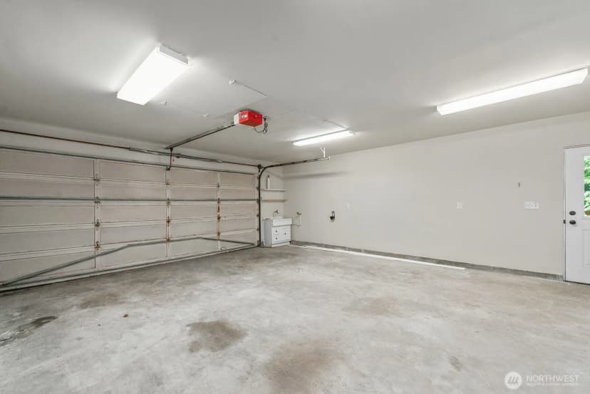 Property photo for 2514 Lake Park Drive S, Seattle photo 37