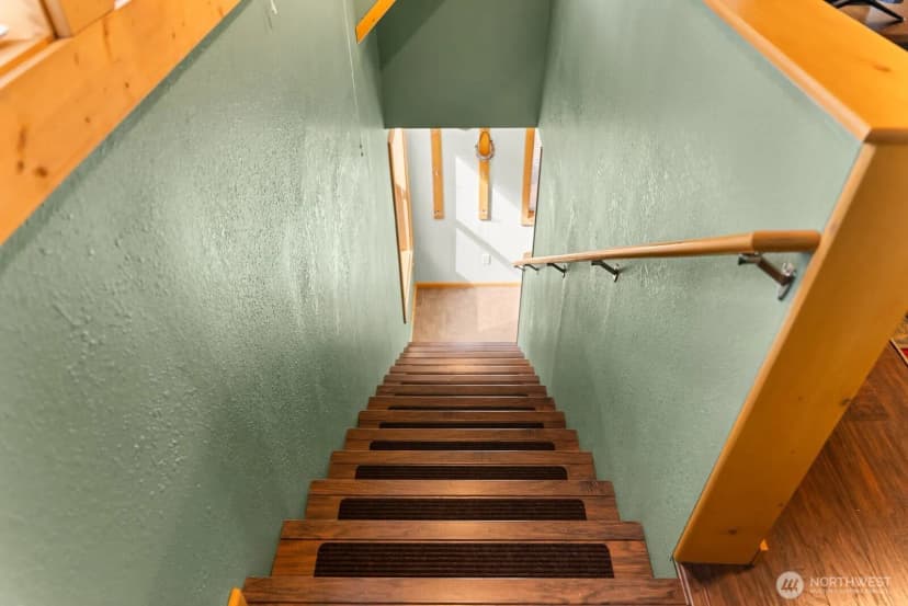Property photo for 15 Barnaby Road, Winthrop photo 23