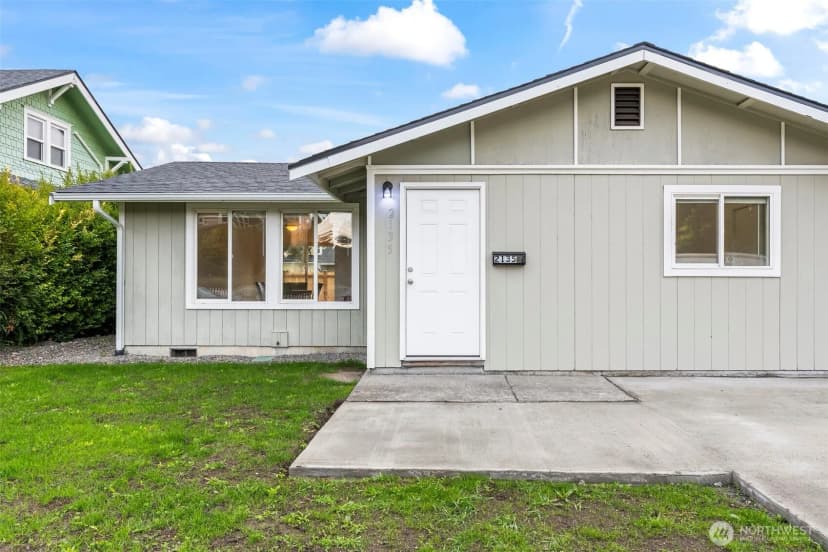 Property photo for 2135 S Sheridan Avenue #a, Tacoma photo 35