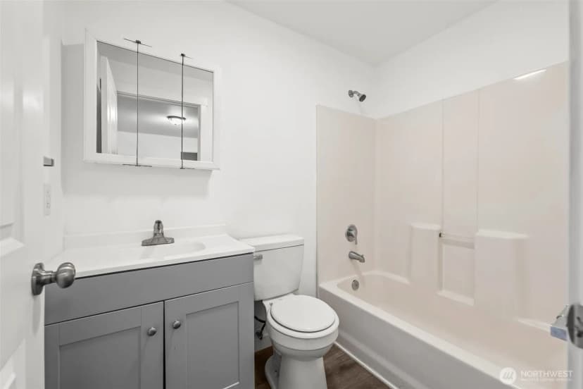 Property photo for 2135 S Sheridan Avenue #a, Tacoma photo 19
