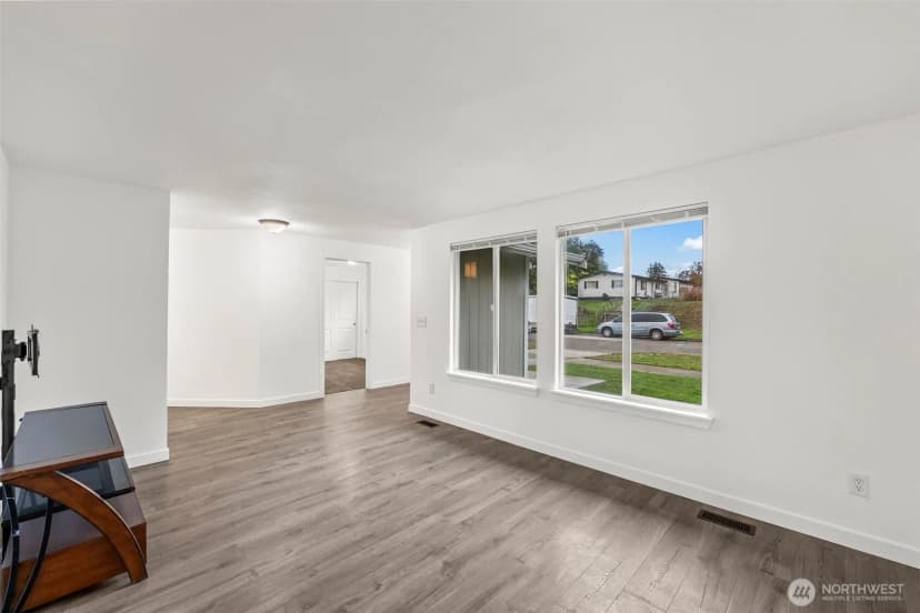 Property photo for 2135 S Sheridan Avenue #a, Tacoma photo 6