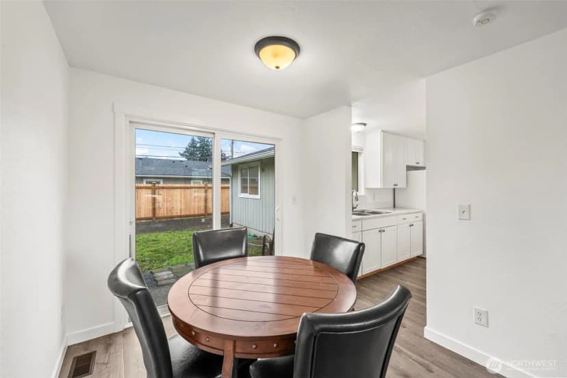 Property photo for 2135 S Sheridan Avenue #a, Tacoma photo 9
