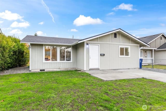Property photo for 2135 S Sheridan Avenue #a, Tacoma photo 2