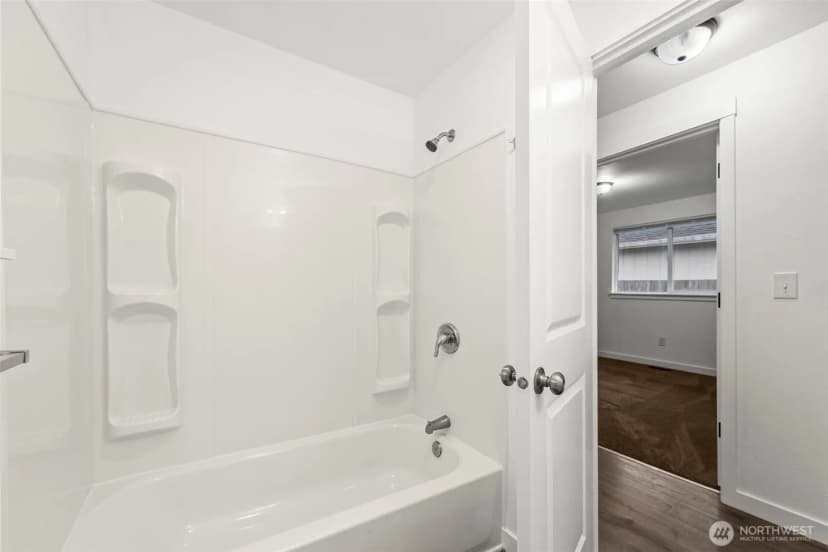 Property photo for 2135 S Sheridan Avenue #a, Tacoma photo 25