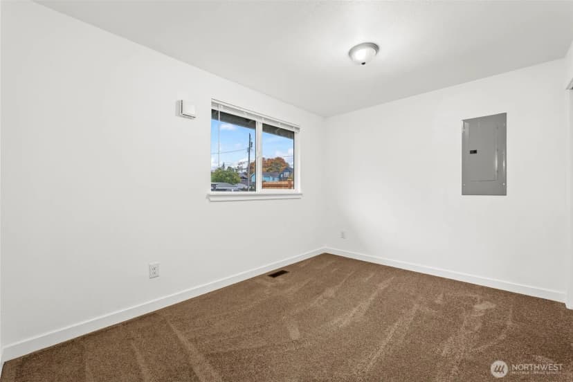Property photo for 2135 S Sheridan Avenue #a, Tacoma photo 27
