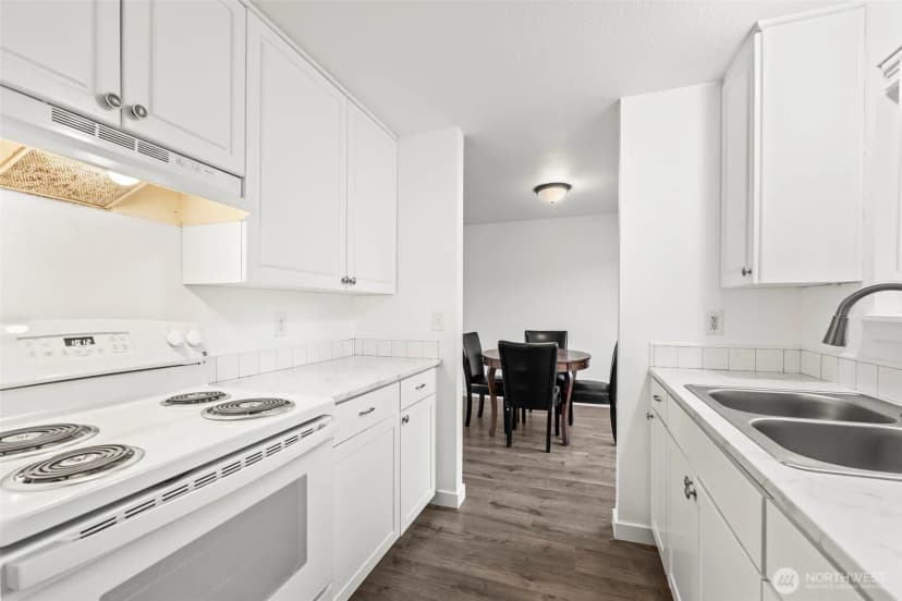 Property photo for 2135 S Sheridan Avenue #a, Tacoma photo 11