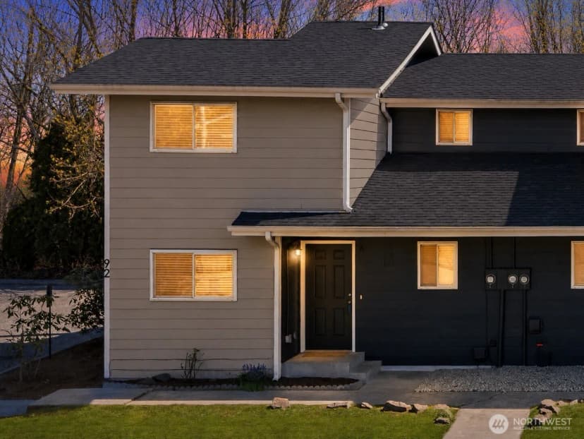 Property photo for 92 Quinn Avenue #a, Marysville photo 3