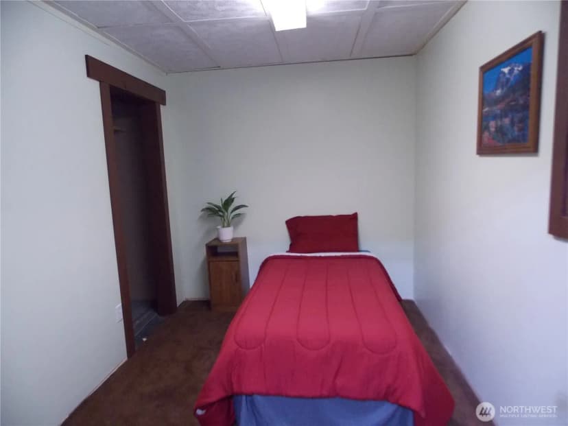 Property photo for 245 3rd Street, Morton photo 15