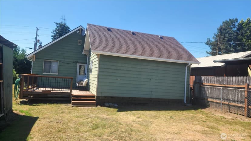 Property photo for 245 3rd Street, Morton photo 4