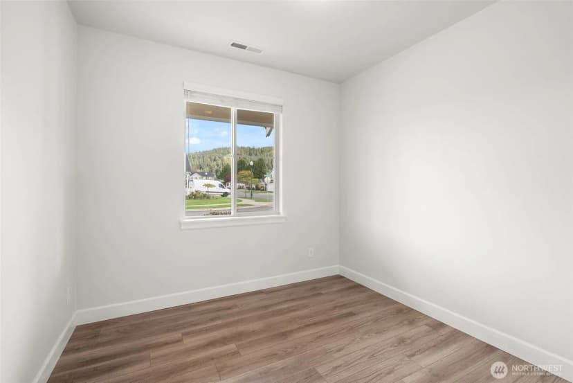 Property photo for 15696 Washington Street, Sumner photo 13