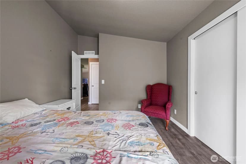 Property photo for 5206 Sandridge Road, Long Beach photo 24