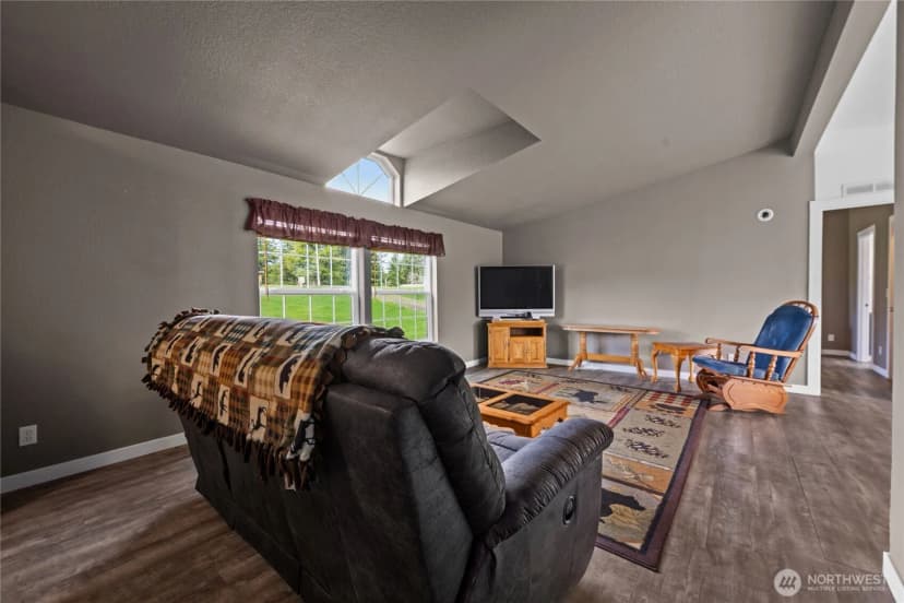 Property photo for 5206 Sandridge Road, Long Beach photo 5