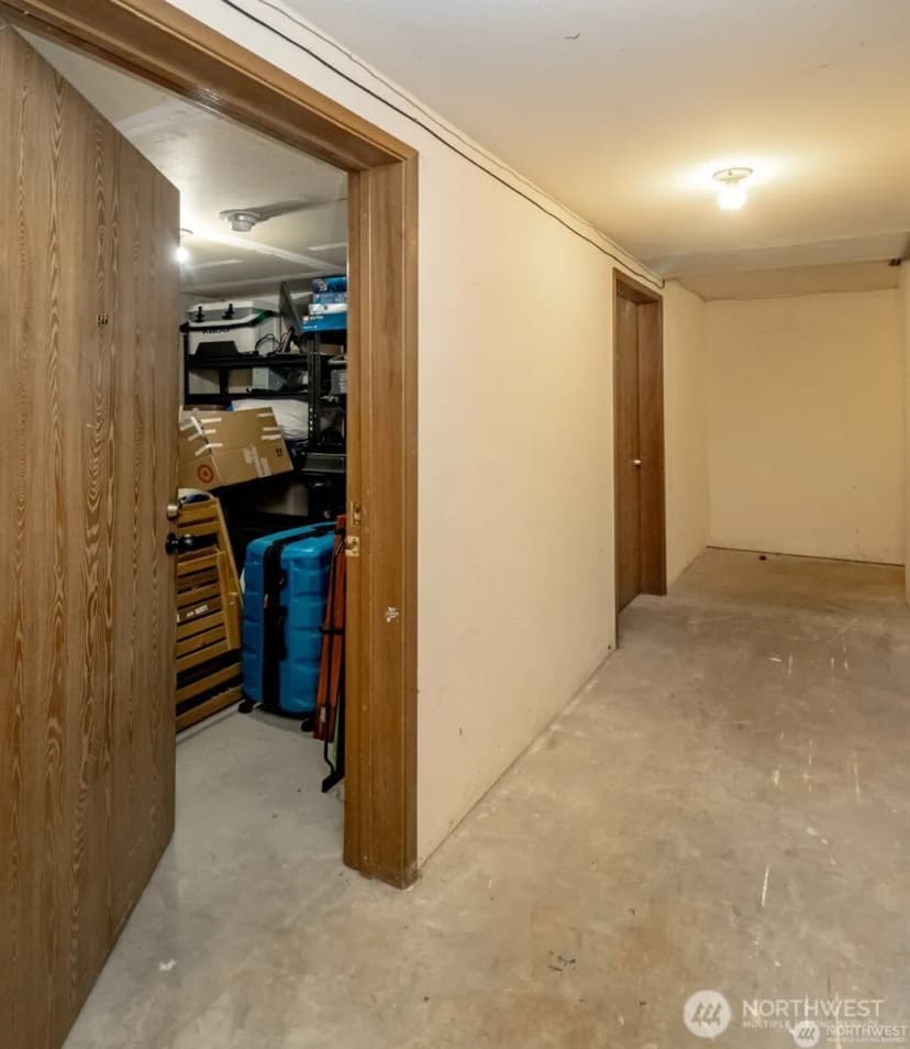 Property photo for 13235 12th Avenue Sw #522, Burien photo 30