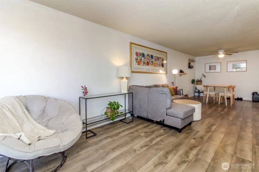 Property photo for 13235 12th Avenue Sw #522, Burien photo 8