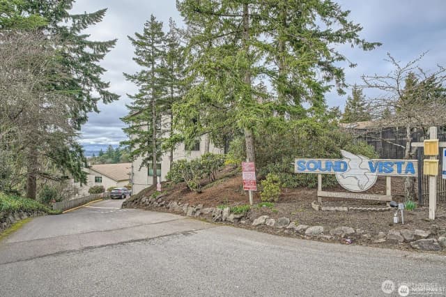 Property photo for 13235 12th Avenue Sw #522, Burien photo 4