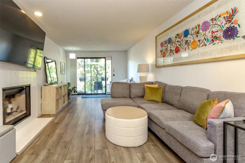 Property photo for 13235 12th Avenue Sw #522, Burien photo 6