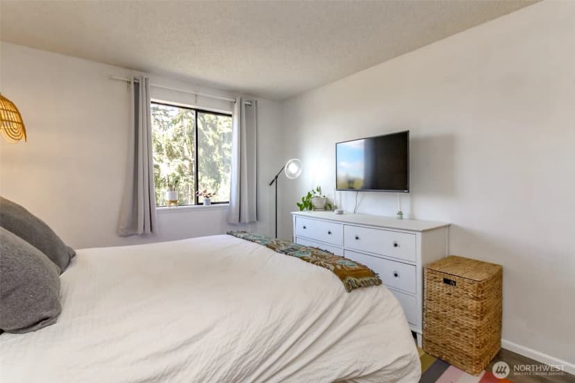 Property photo for 13235 12th Avenue Sw #522, Burien photo 25