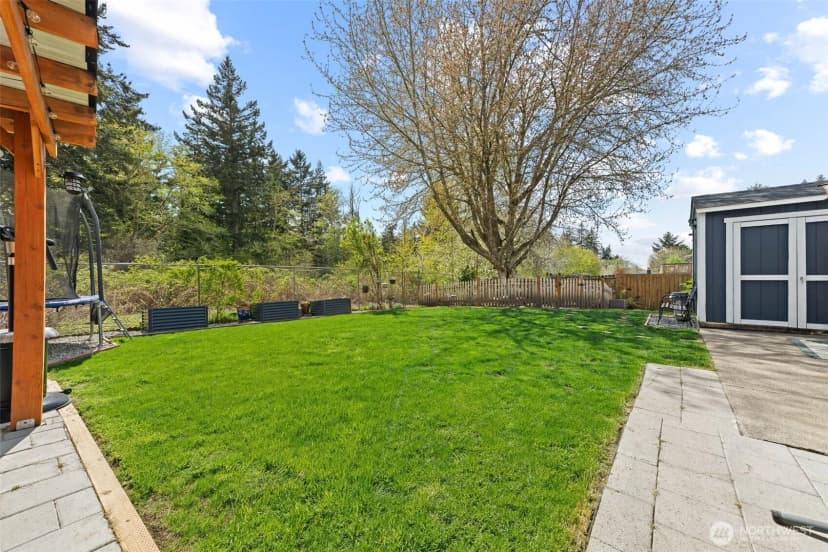 Property photo for 1602 Beech Avenue, Steilacoom photo 32