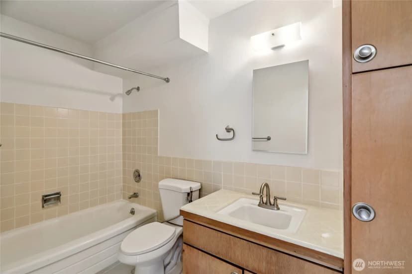 Property photo for 308 E Republican Street #608, Seattle photo 19